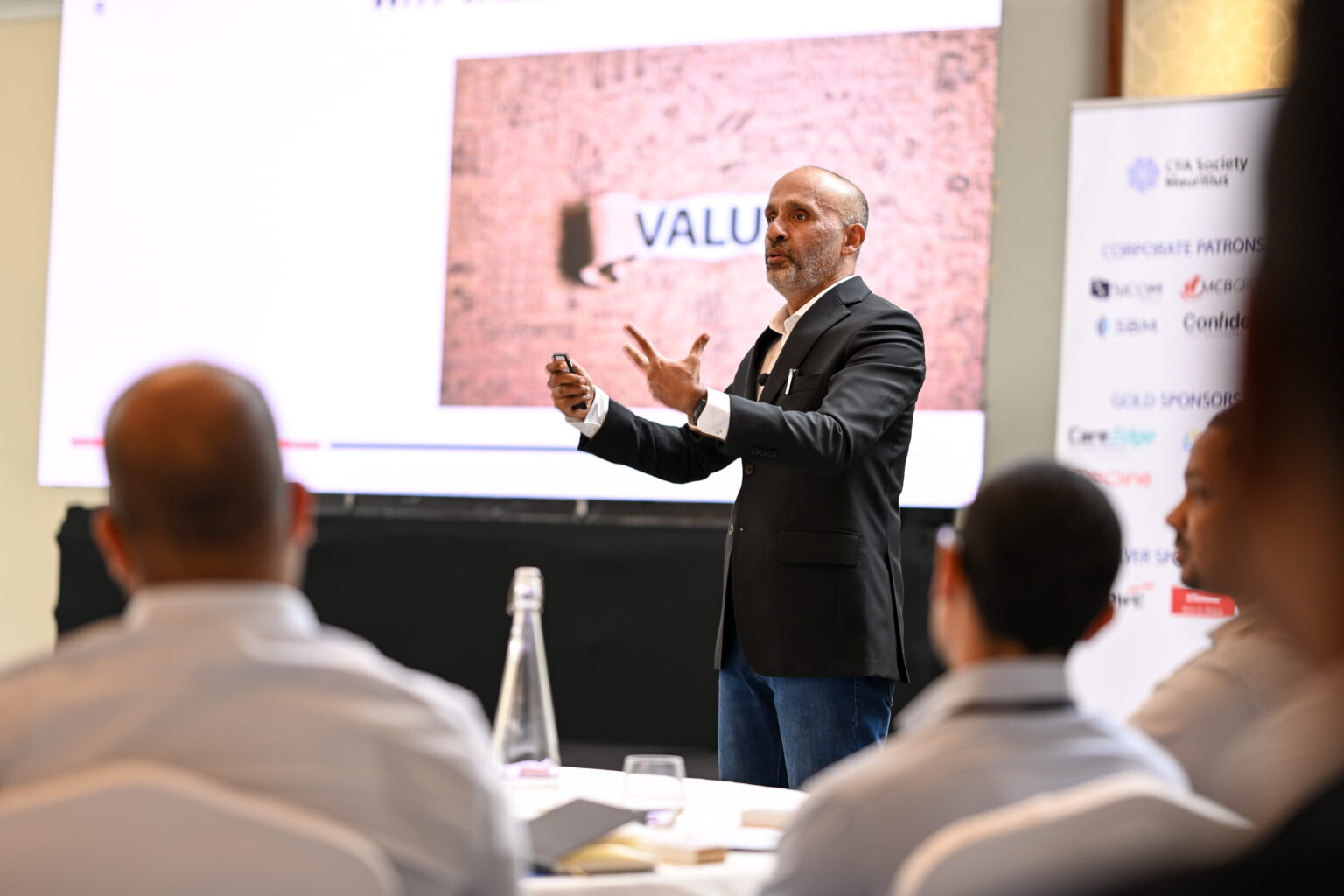 10 Best Corporate Trainers in Abu Dhabi for Leadership in 2026